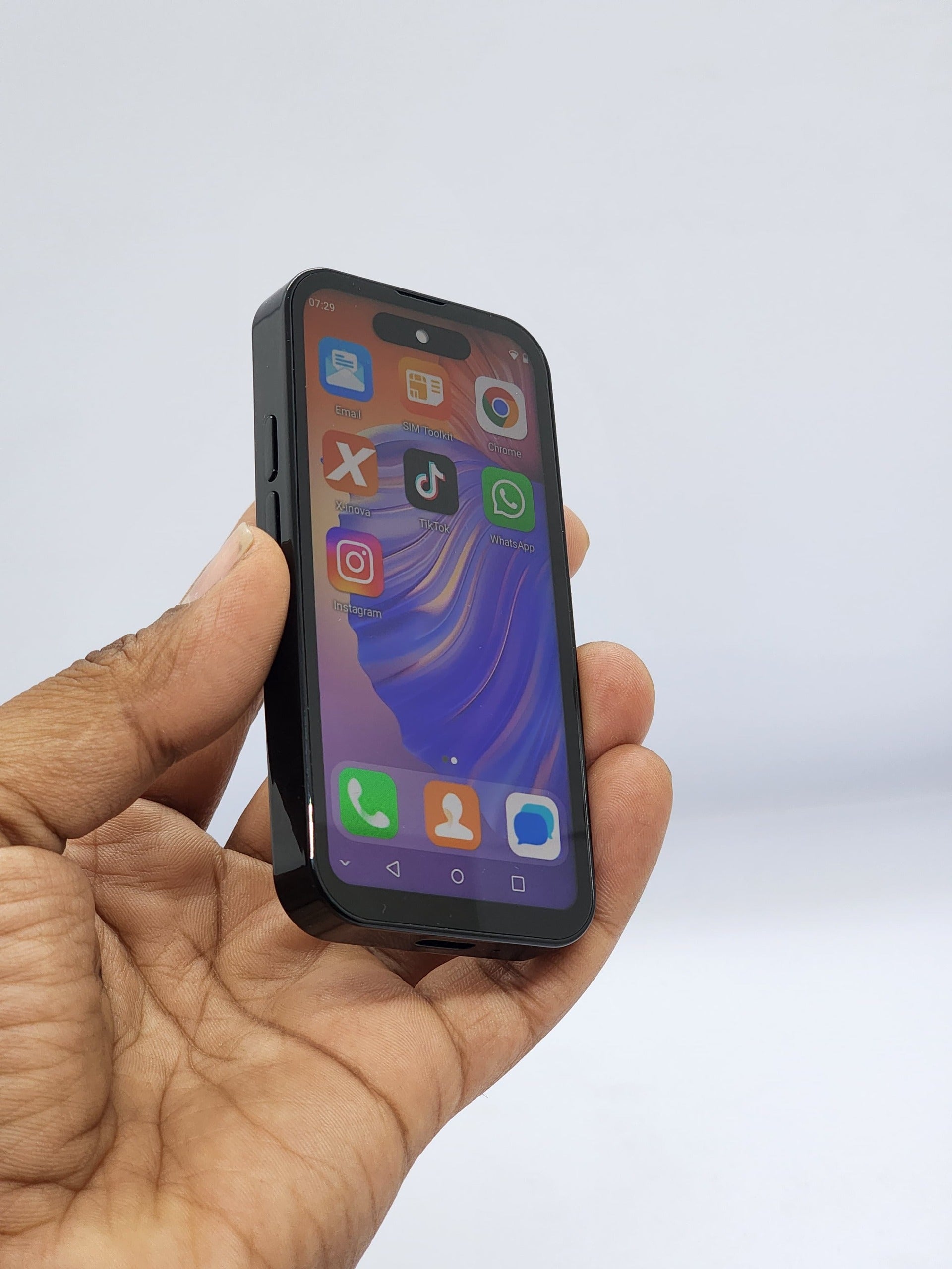 X-inova X16 Mini 3GB RAM 32GB Storage | 3.0” HD Screen | Face ID | Mini Card-Size Smartphone – UAE Free Delivery X-inova X16 Mini 3GB RAM 32GB Storage | 3.0” HD Screen | Face ID | Mini Card-Size Smartphone – UAE Free Delivery